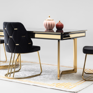 Carmen Dining Table