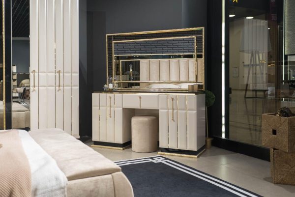 Golden Dream Bedroom - Image 2